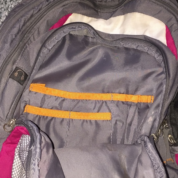 Backpack - Picture 4 of 4